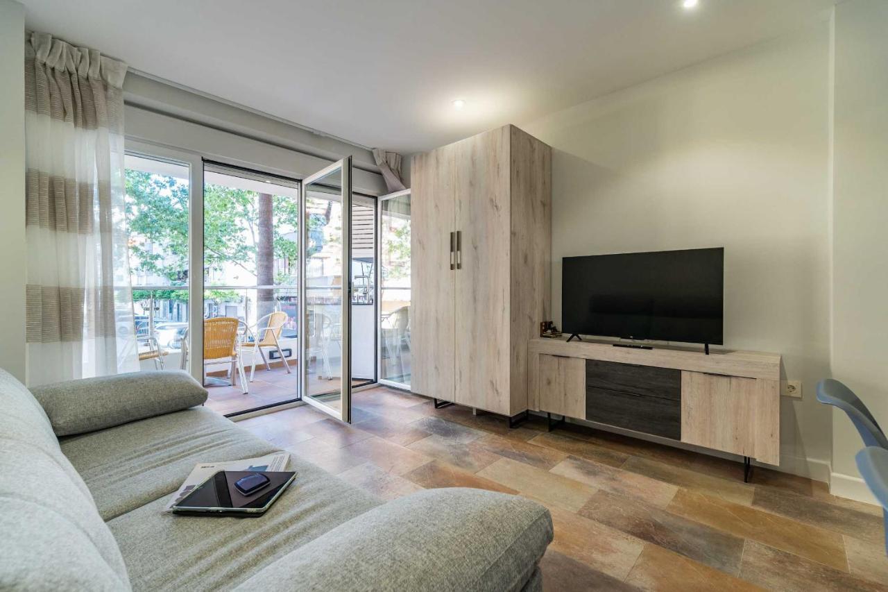Apartamentos Dr28 A 250 M De La Playa Фуенхірола Екстер'єр фото