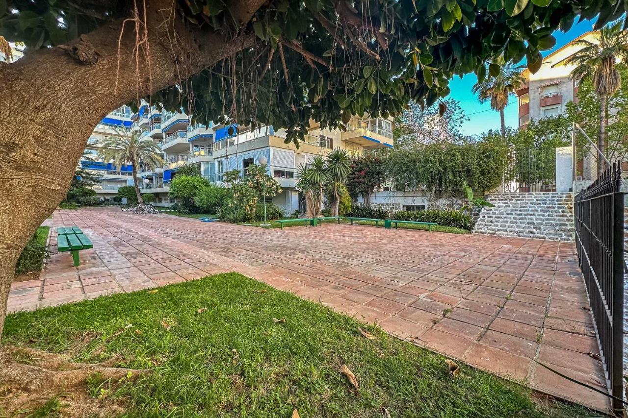Apartamentos Dr28 A 250 M De La Playa Фуенхірола Екстер'єр фото