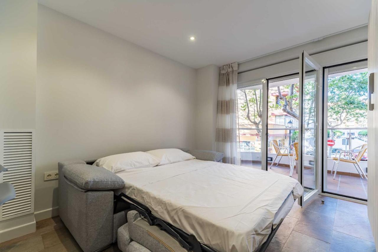 Apartamentos Dr28 A 250 M De La Playa Фуенхірола Екстер'єр фото