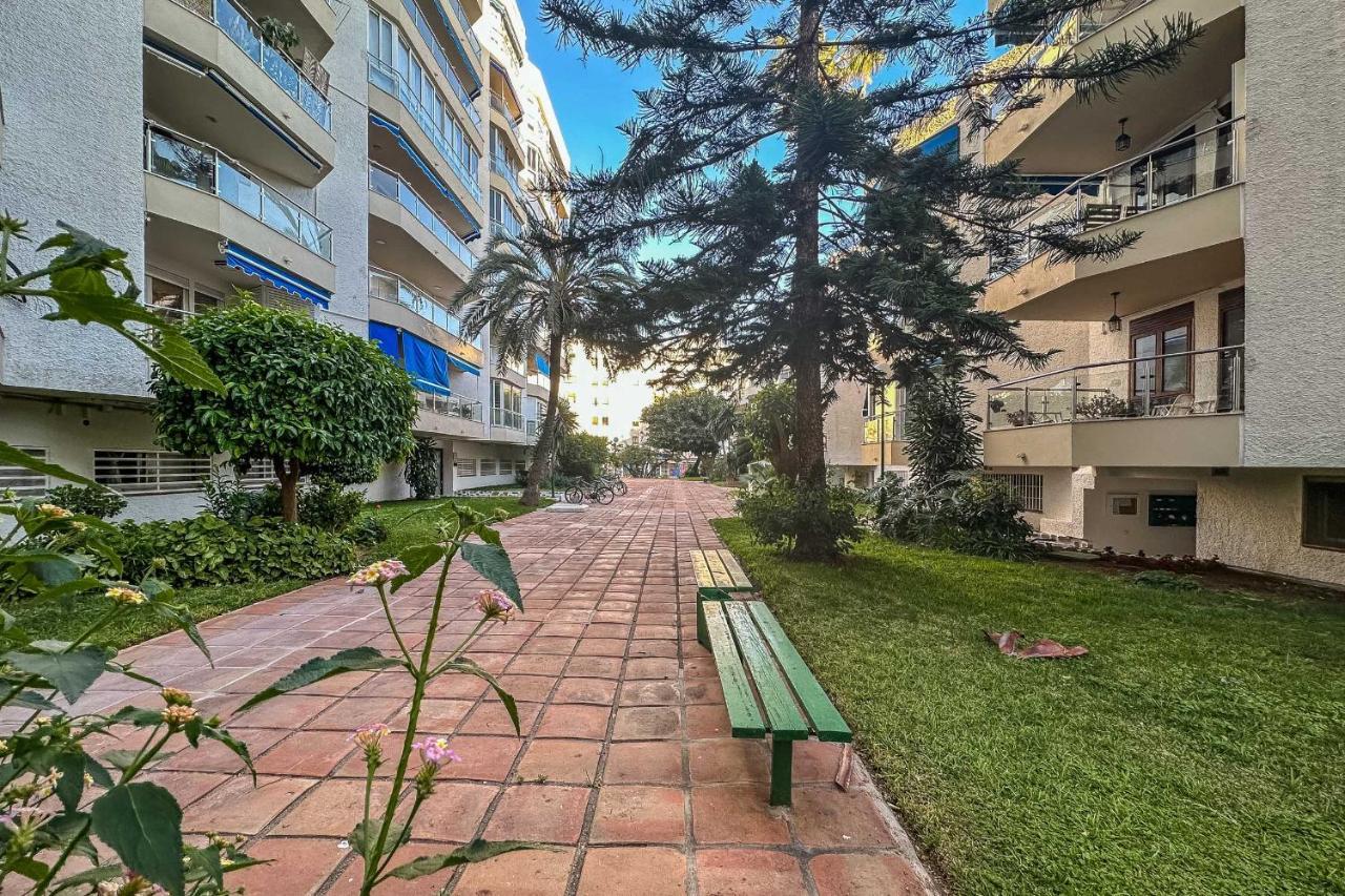 Apartamentos Dr28 A 250 M De La Playa Фуенхірола Екстер'єр фото