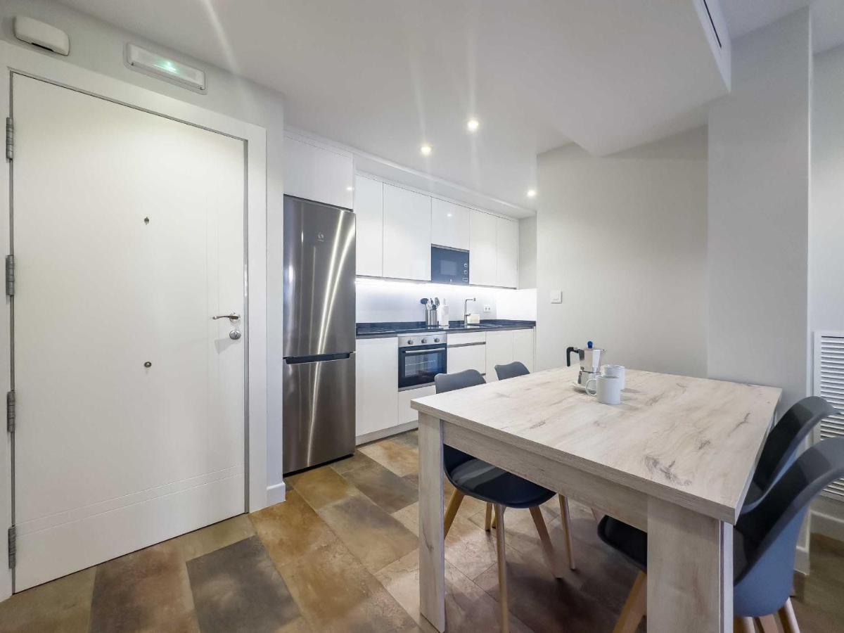 Apartamentos Dr28 A 250 M De La Playa Фуенхірола Екстер'єр фото